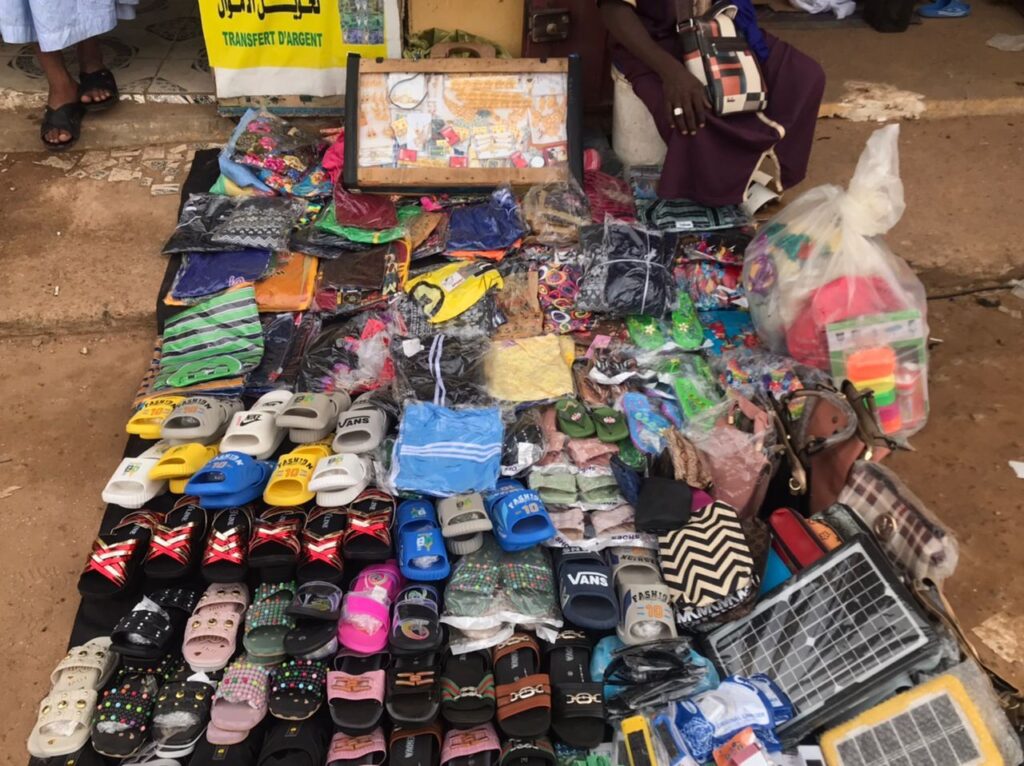 بضاعة النيجيري مختار بشيرو قي سوق لكصسية