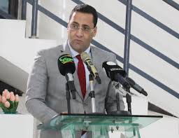 الوزير الأول: تجاوزنا مشكلة الطمي والمرحلة الآن لإصلاح الشبكات وزيادة إنتاج المياه