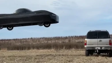 السيارة الطائرة