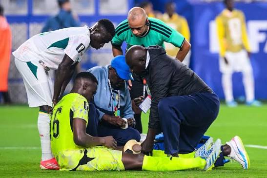 رئيس اتحاد السنغال لكرة القدم: اكتشفت مؤخرا أن الطبيب المرافق للمنتخب في المونديال متخصص في طب النساء والتوليد