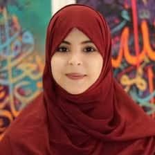 الداعية منى صلاح تنتقد تصالح المجتمع مع مظاهر الاختلاط في السياحة الداخلية