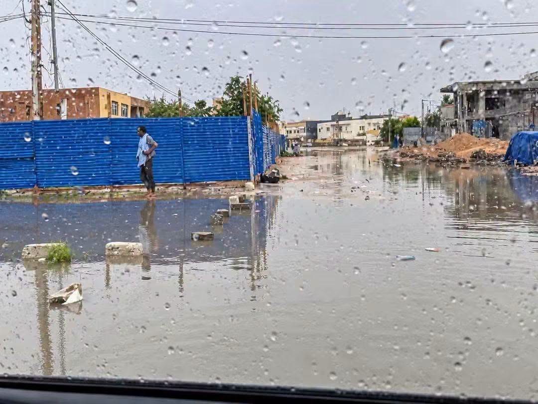 الأرصاد تتوقع عودة الأمطار إلى نواكشوط مساء اليوم وغدا السبت