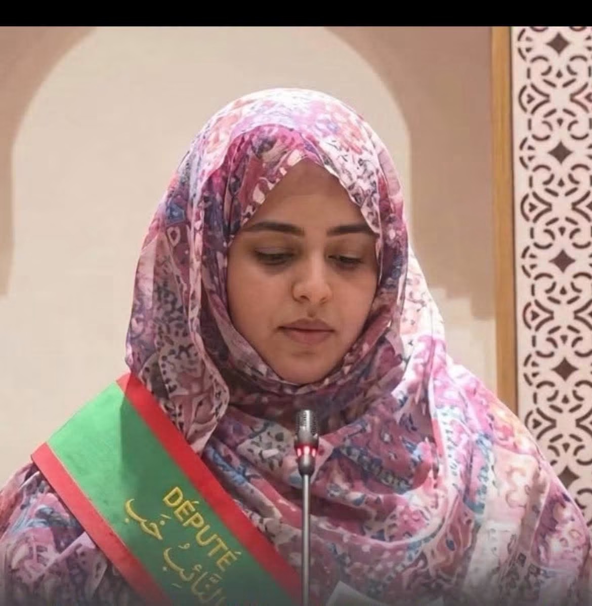بعد شائعات عن زواجها من غزواني..جميلة بنت النهاه تكتب عن«خفة العقل وسوء الخلق»