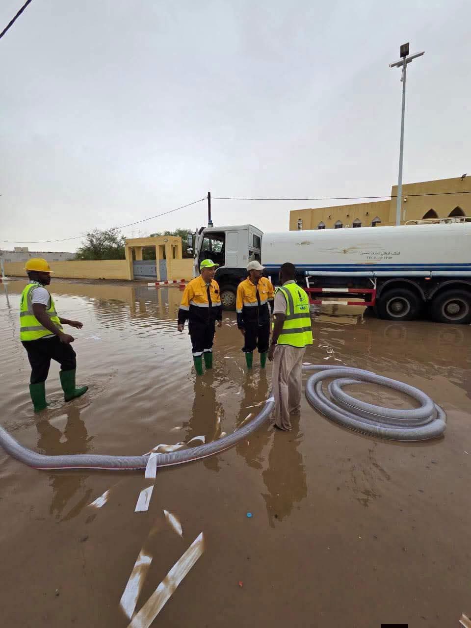 كوناتي يتوقع هطول أمطار جديدة على نواكشوط ويحذر من صعوبة الوضع في الأحياء