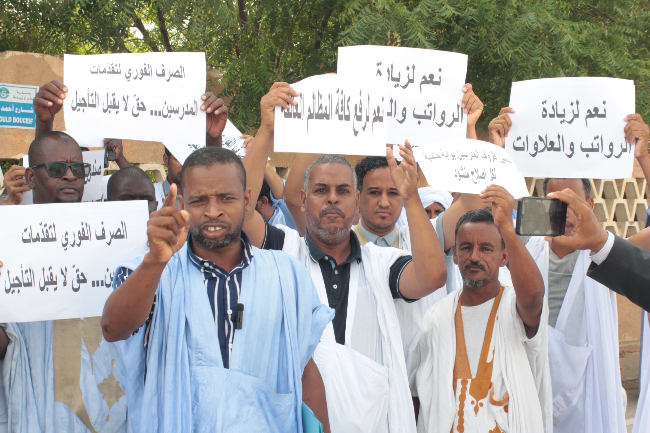 نقابة المعلمين: الوزارة تراجعت عن تعهداتها والدخول المدرسي مهدد بالتوتر