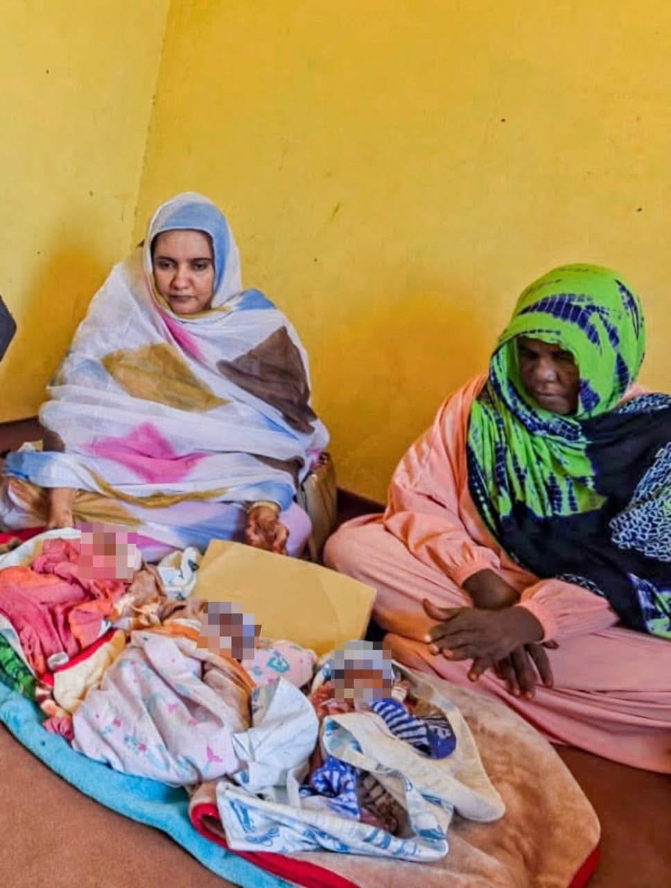 وزارة الأسرة تقدم مساعدة لأسرة توائم توفيت والدتهم بعد الولادة في ألاك