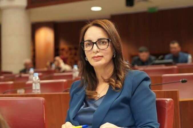 وثيقة قديمة تعصف بوزيرة مغربية وتطيح بها من الحكومة بعد أيام من تعيينها